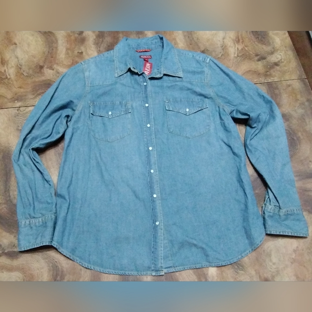 Merona Women's  Blue Casual Button Down Shirt (XXL)